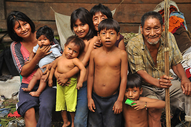 Famille yuqui. Cliché Daniel Beams 2008 avec son aimable autorisation.